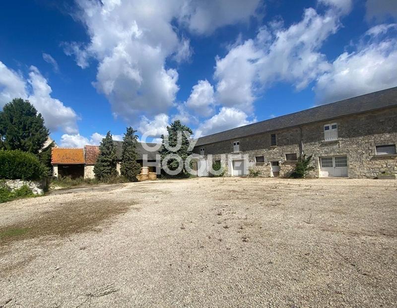 Maison - 350 m² - 15 pièces