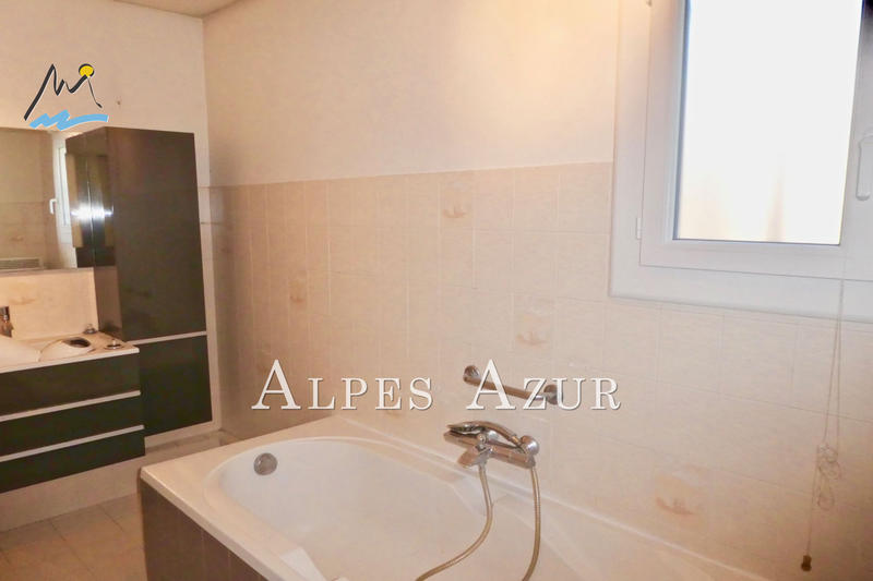 Villa - 173 m² - 7 pièces