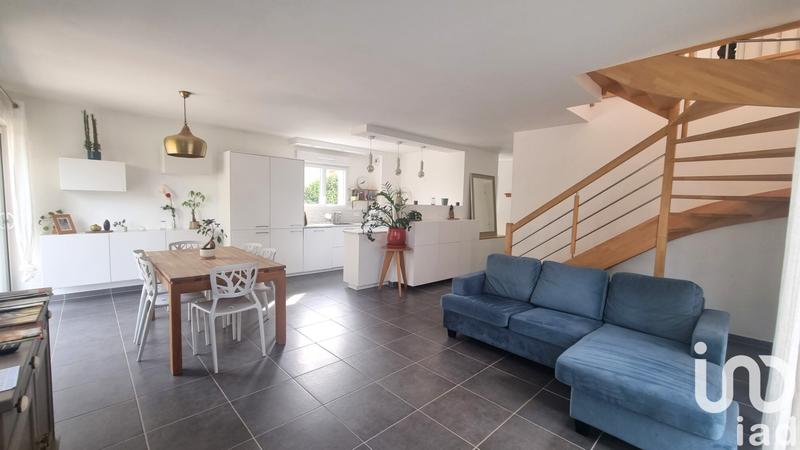 Maison - 92 m² - 4 pièces