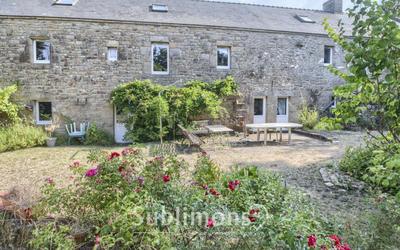 Maison ancienne - 236 m² - 8 pièces