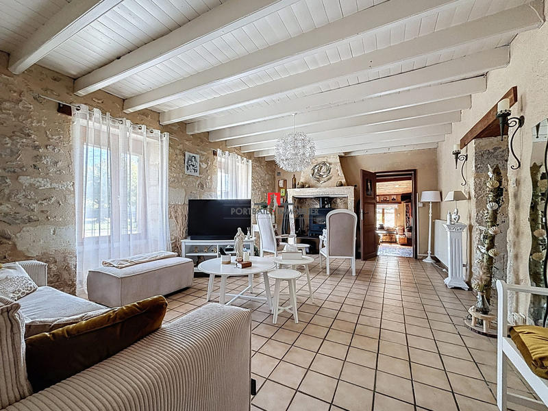 Maison - 160 m² - 7 pièces