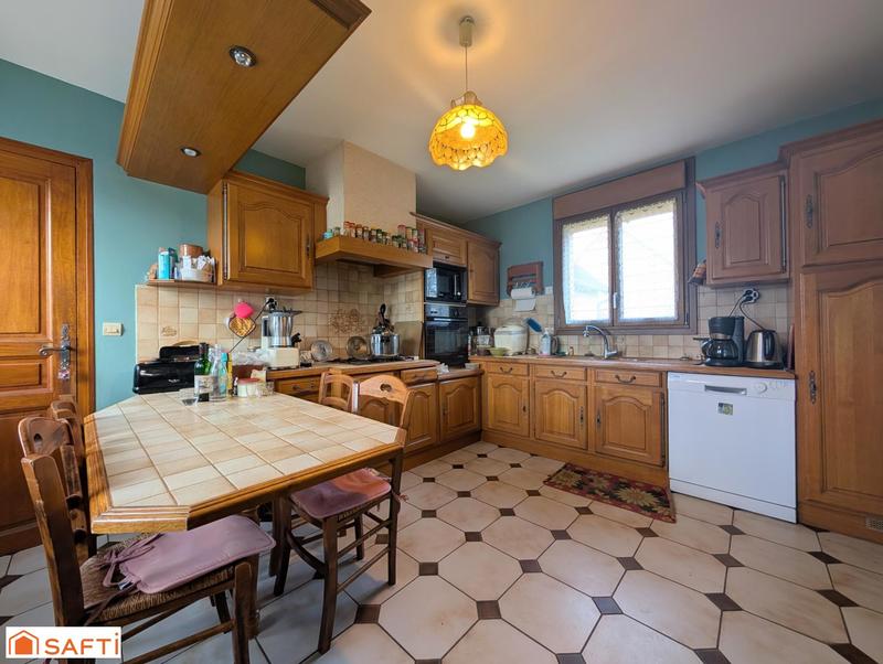 Maison - 110 m² - 6 pièces