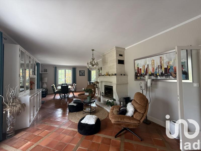 Maison - 166 m² - 8 pièces