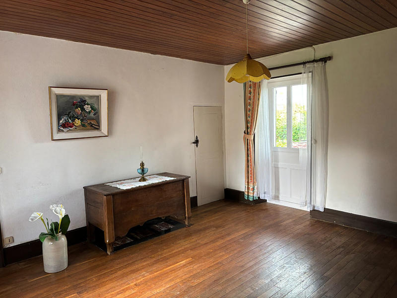 Maison - 236 m² - 8 pièces