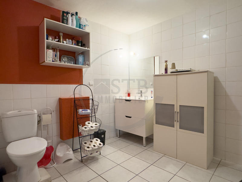 Immeuble - 220 m² - 9 pièces