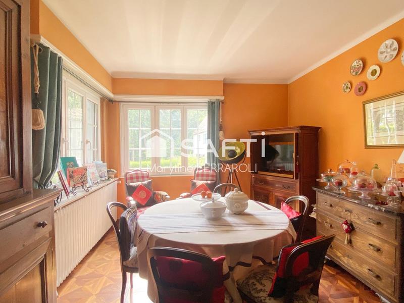 Villa - 180 m² - 6 pièces