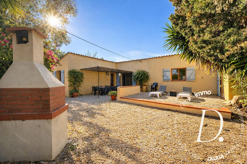 Mas - 405 m² - 17 pièces