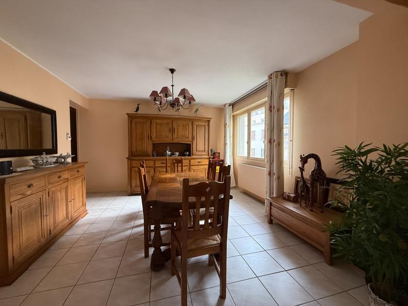 Appartement - 76 m² - 3 pièces