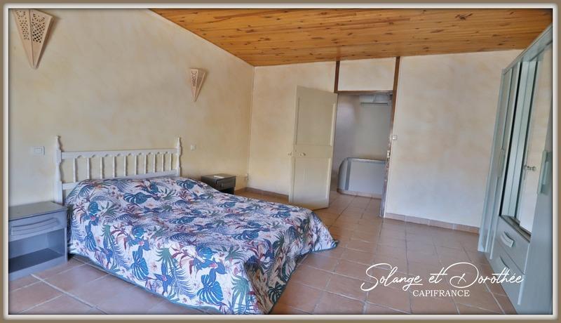 Maison en pierre - 182 m² - 7 pièces