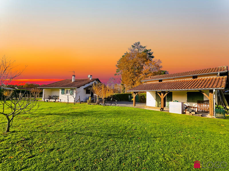 Maison traditionnelle - 72 m² - 4 pièces