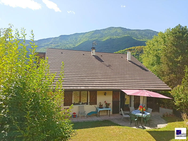 Maison - 137 m² - 5 pièces