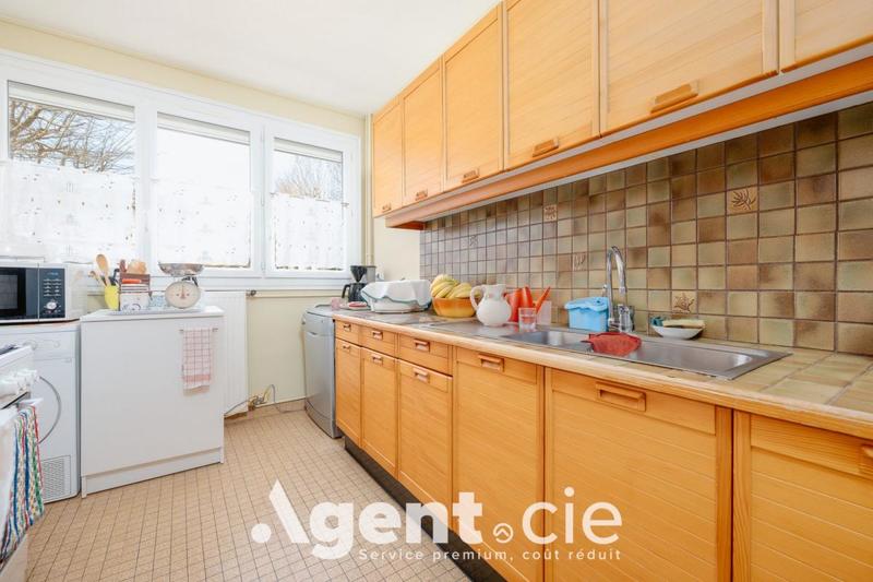 Appartement - 70 m² - 4 pièces