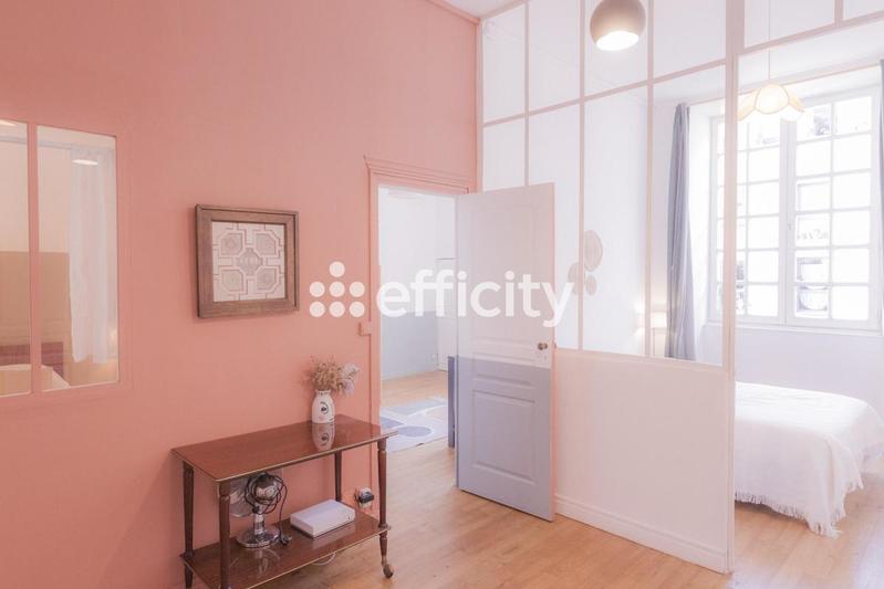 Appartement - 84 m² - 4 pièces