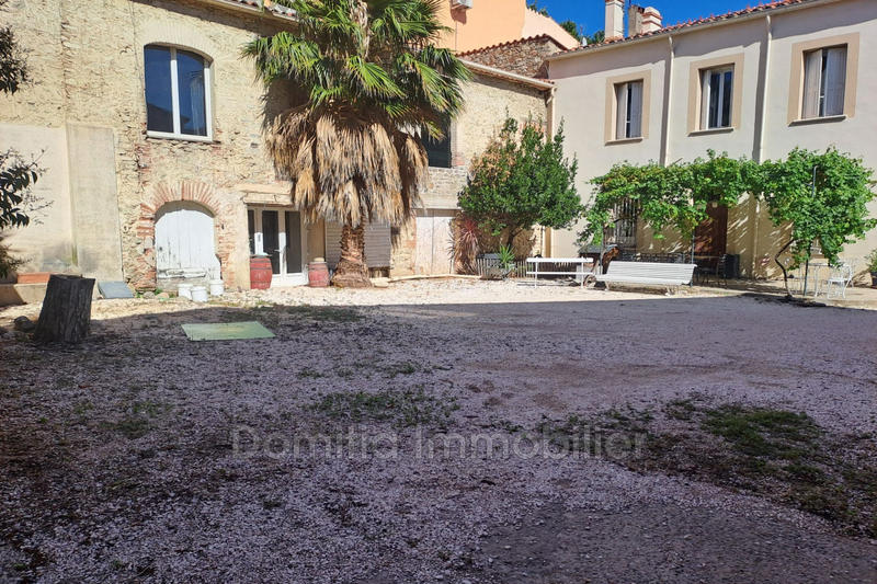 Propriété - 270 m²