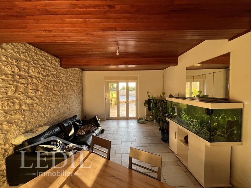 Maison - 215 m² - 5 pièces