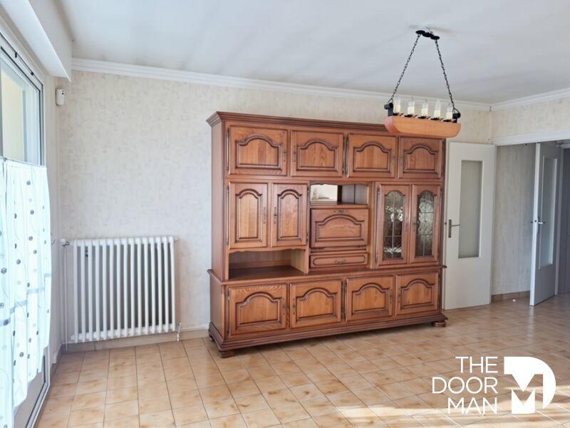 Maison - 93 m² - 5 pièces