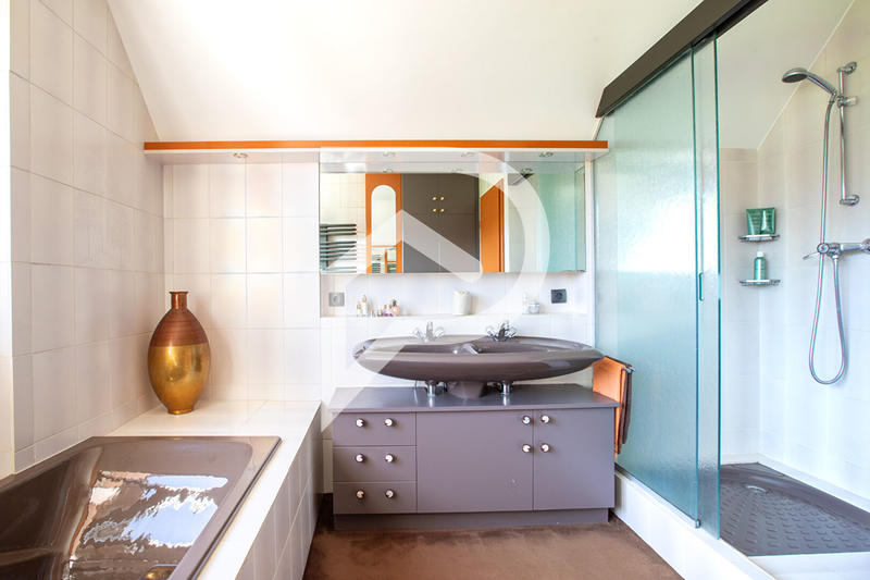 Maison d'architecte - 170 m² - 7 pièces