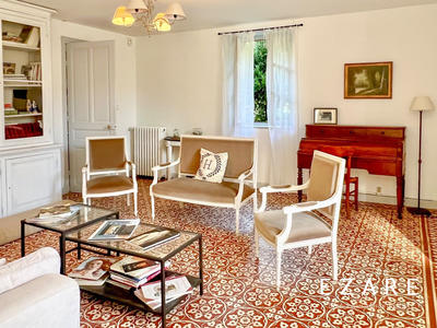 Maison ancienne - 260 m² - 12 pièces