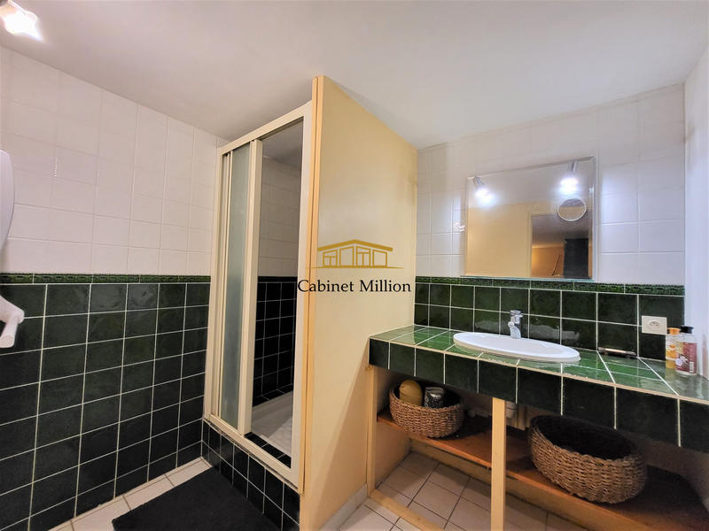 Maison - 177 m² - 7 pièces