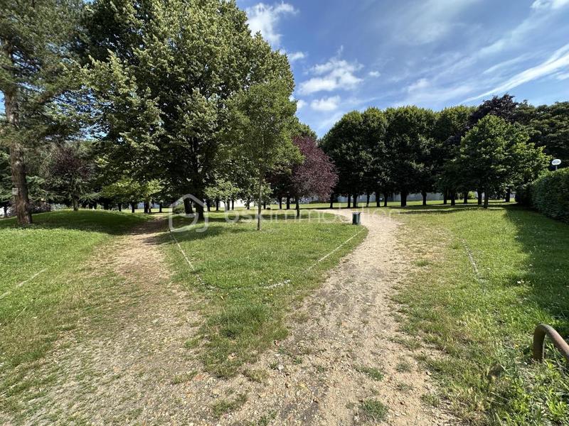 Appartement - 64 m² - 4 pièces