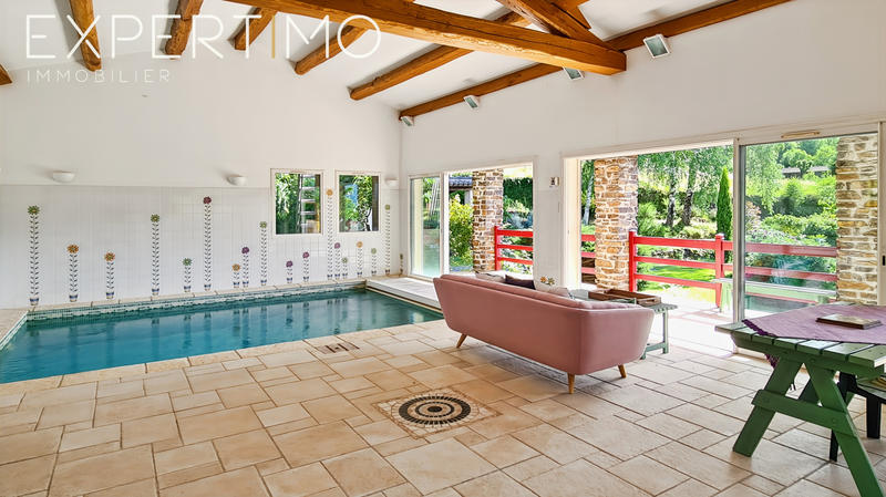 Mas - 275 m² - 9 pièces