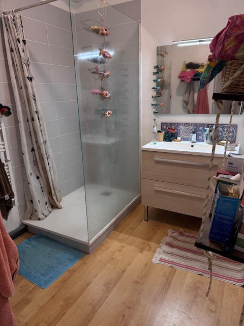 Propriété - 280 m² - 9 pièces