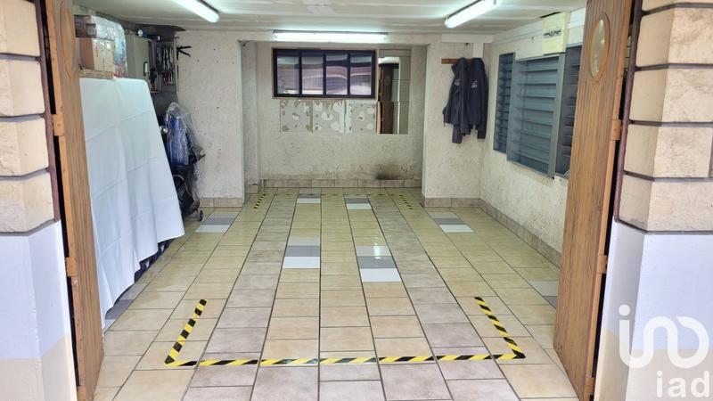 Maison - 92 m² - 5 pièces