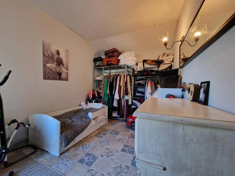 Appartement - 102 m² - 5 pièces