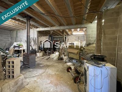 Maison - 250 m² - 2 pièces