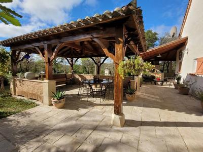 Maison traditionnelle - 136 m² - 5 pièces