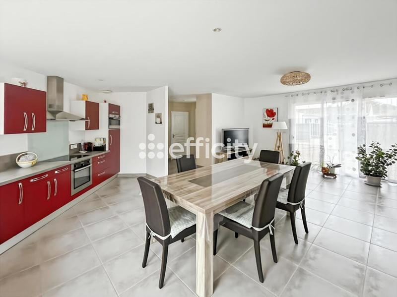 Maison - 107 m² - 4 pièces