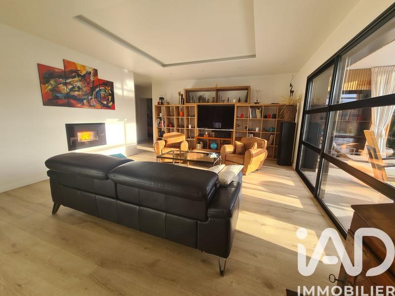 Maison - 122 m² - 5 pièces