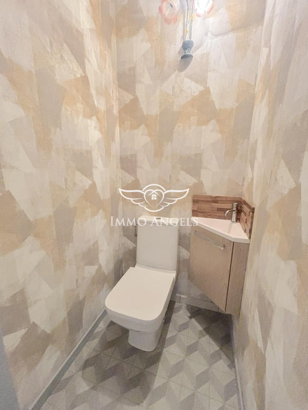 Maison traditionnelle - 87 m² - 4 pièces