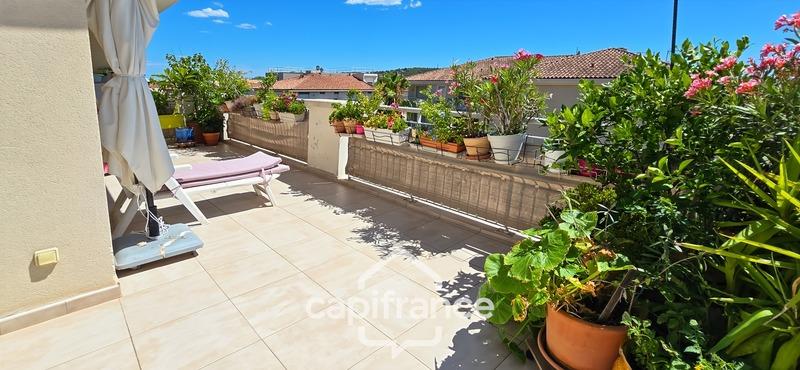 Appartement - 90 m² - 4 pièces