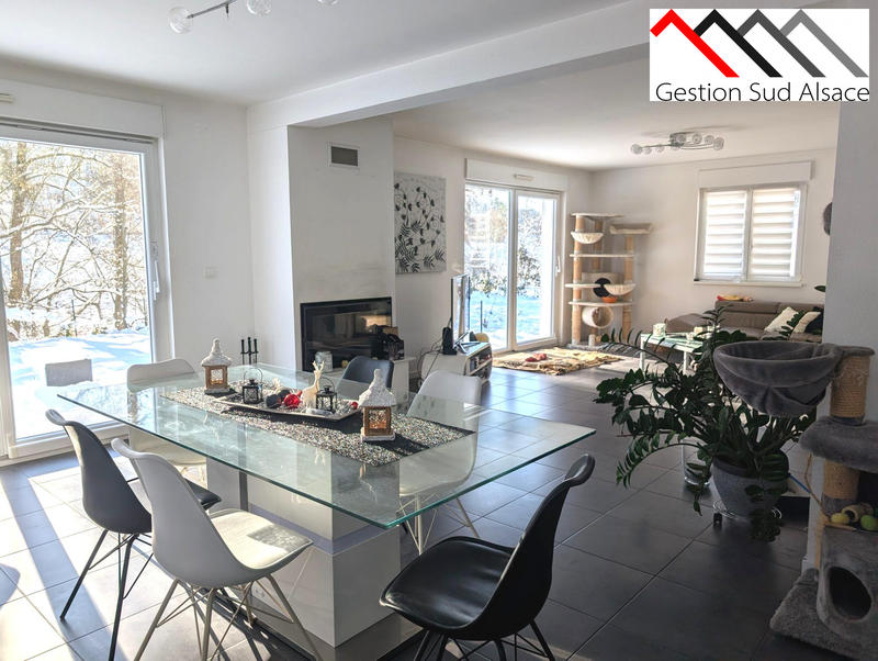 Maison - 138 m² - 6 pièces