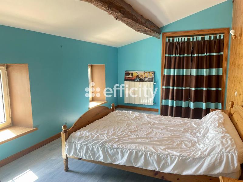 Maison - 245 m² - 10 pièces