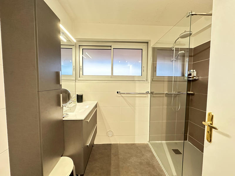 Appartement - 77 m² - 3 pièces