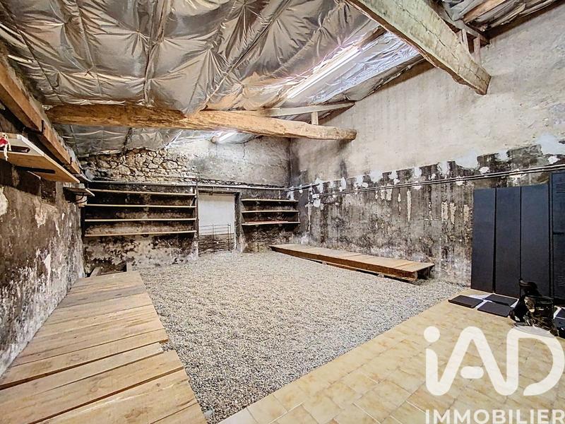 Maison - 198 m² - 7 pièces