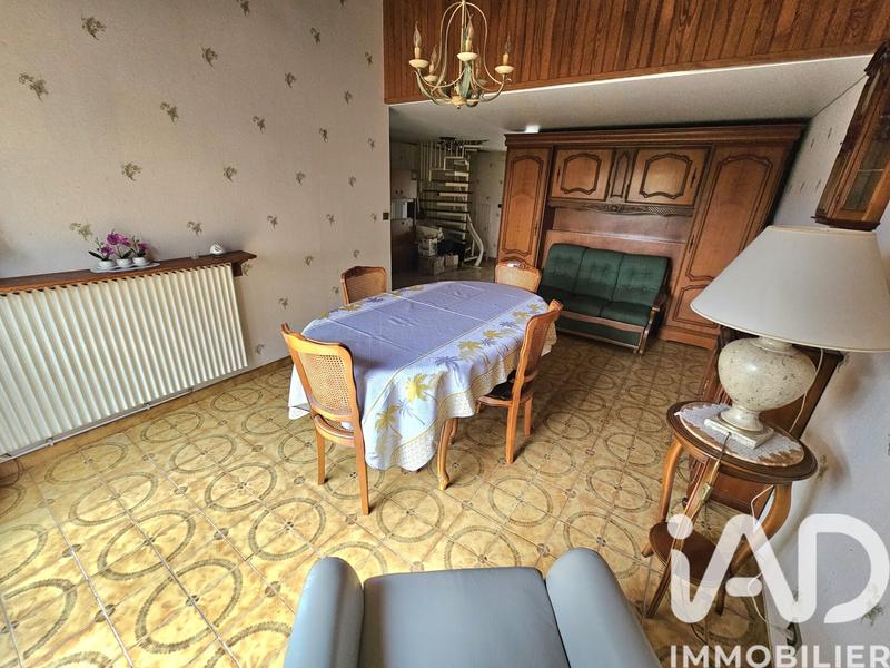 Maison - 80 m² - 4 pièces