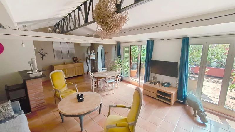 Appartement - 136 m² - 4 pièces