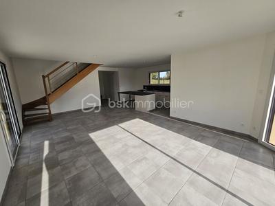 Maison - 132 m² - 6 pièces