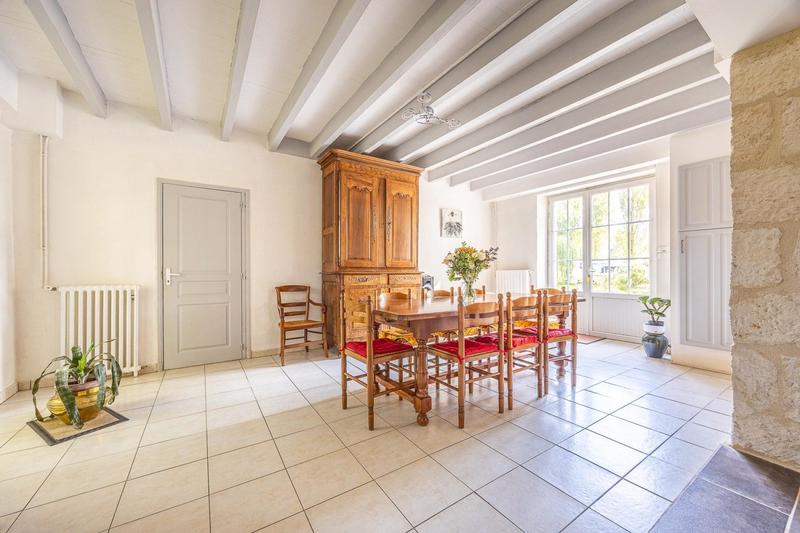 Maison de maîtres - 141 m² - 7 pièces