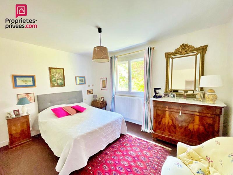 Maison - 186 m² - 7 pièces