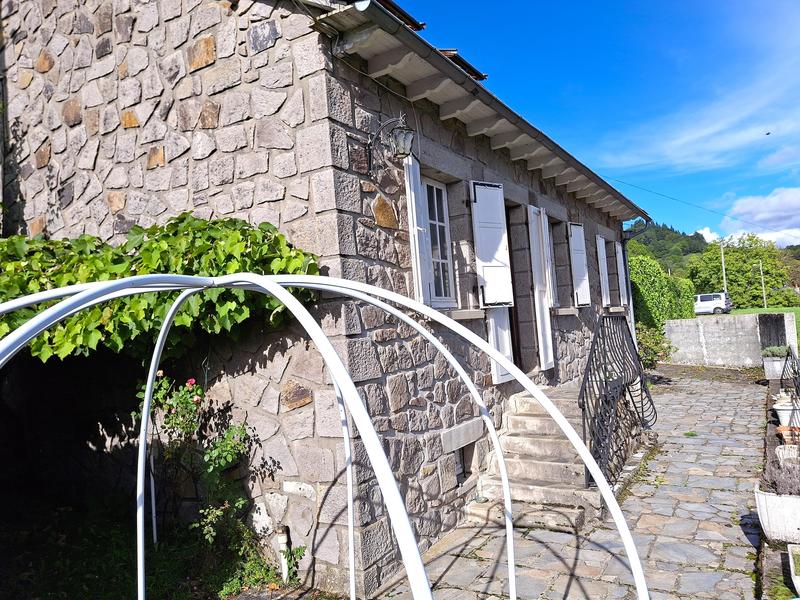 Maison - 87 m² - 4 pièces