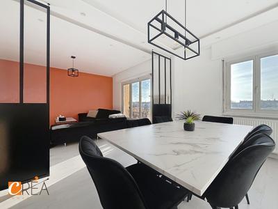 Appartement - 83 m² - 4 pièces