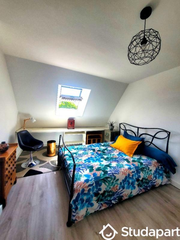 Chambre - 12 m² - 1 pièce