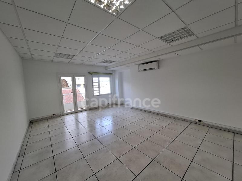 Bureau - 310 m² - 13 pièces