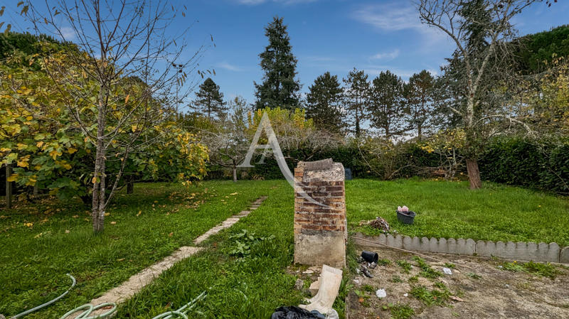 Maison - 163 m² - 9 pièces