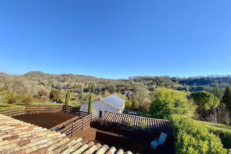 Maison - 160 m² - 6 pièces