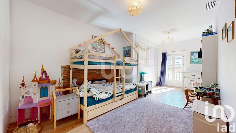 Appartement - 111 m² - 4 pièces